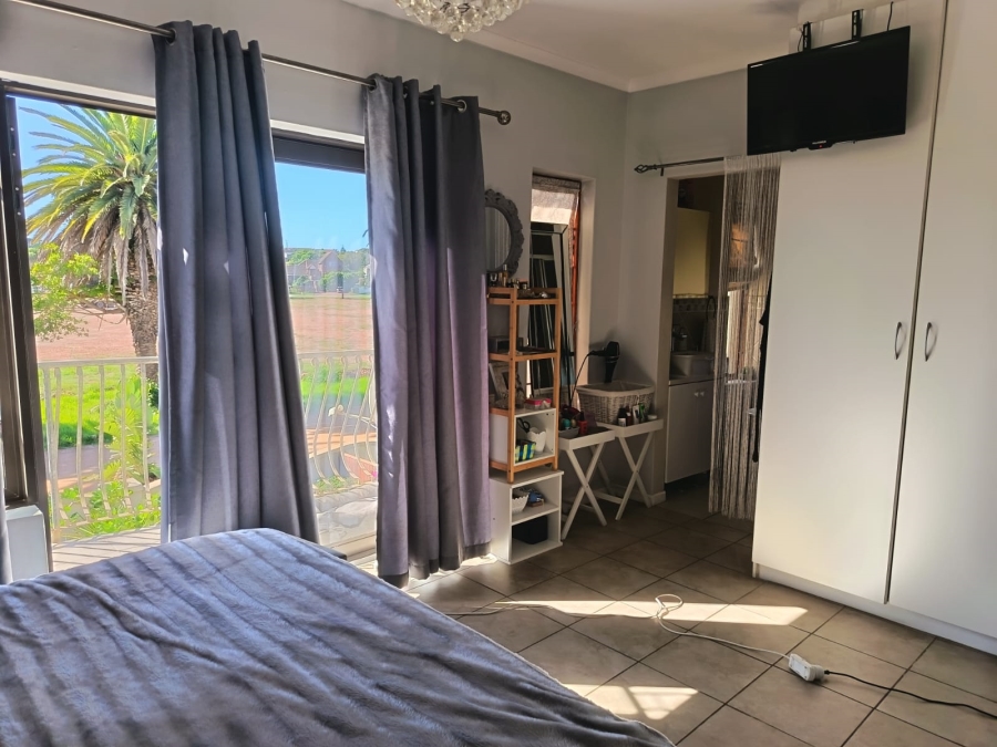 3 Bedroom Property for Sale in Paradise Beach Eastern Cape